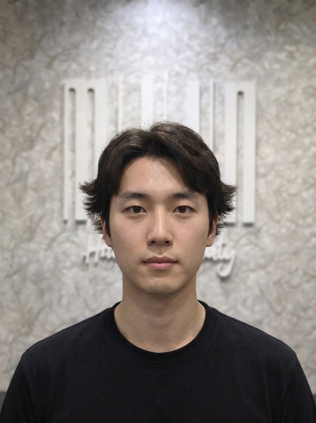 Before down perm at Miin Orchard — stiff side hair sticking outward at the temples, wider silhouette than the crown